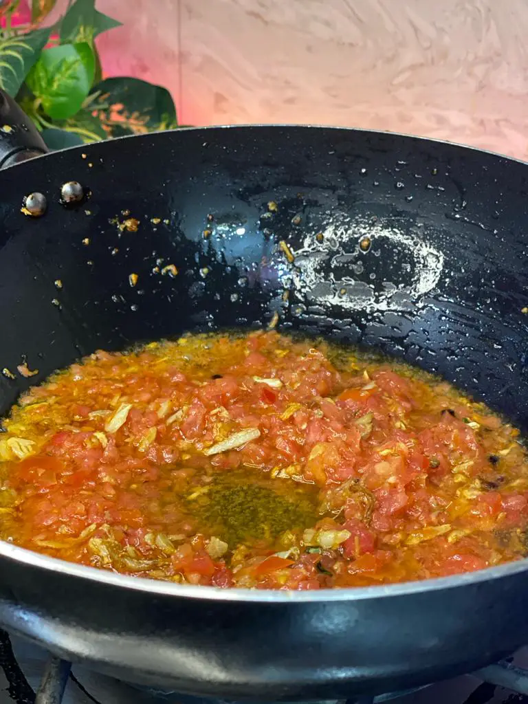 add tomatoes paste
