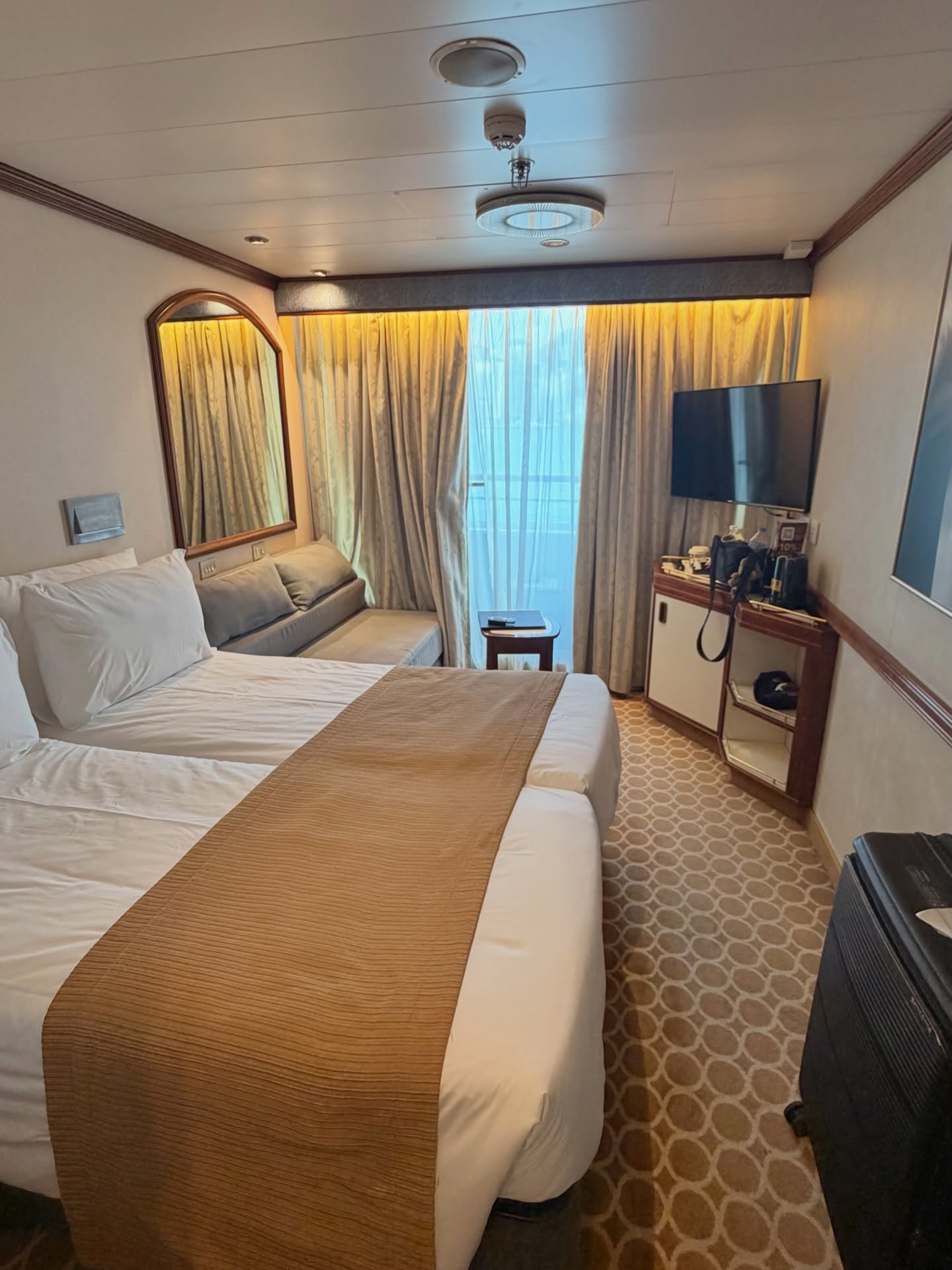 10 Cruise Cabin Hacks You Must Know